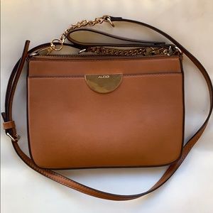 Aldo tan and gold Crossbody bag 💼